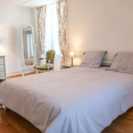 Petit Nid De Pully By Interhome * Cully